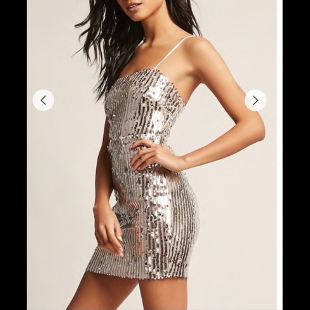 FOREVER 21 Sparkly Sequin Silver Mini Dress